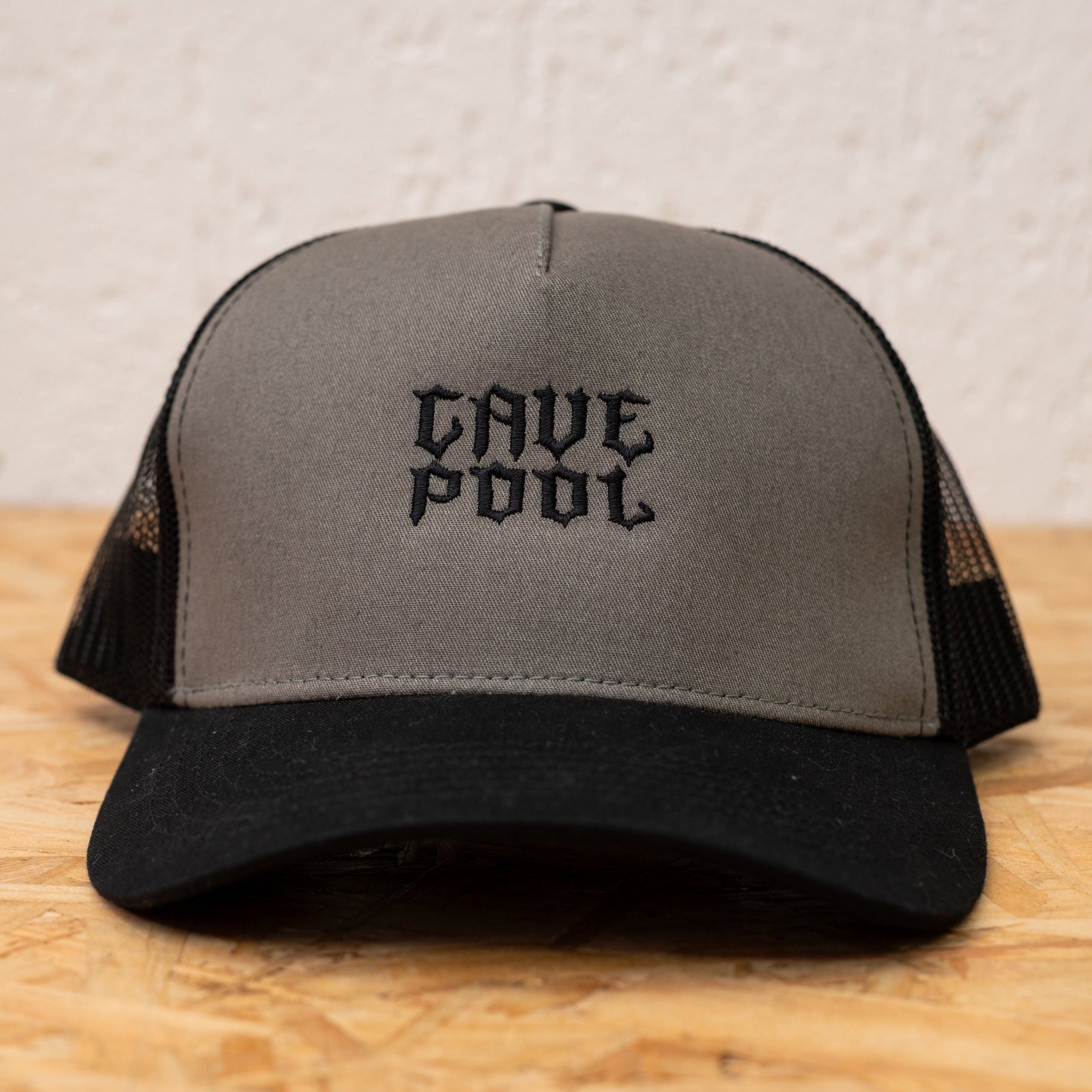 BONÉ TRUCKER CAVEPOOL TYPE